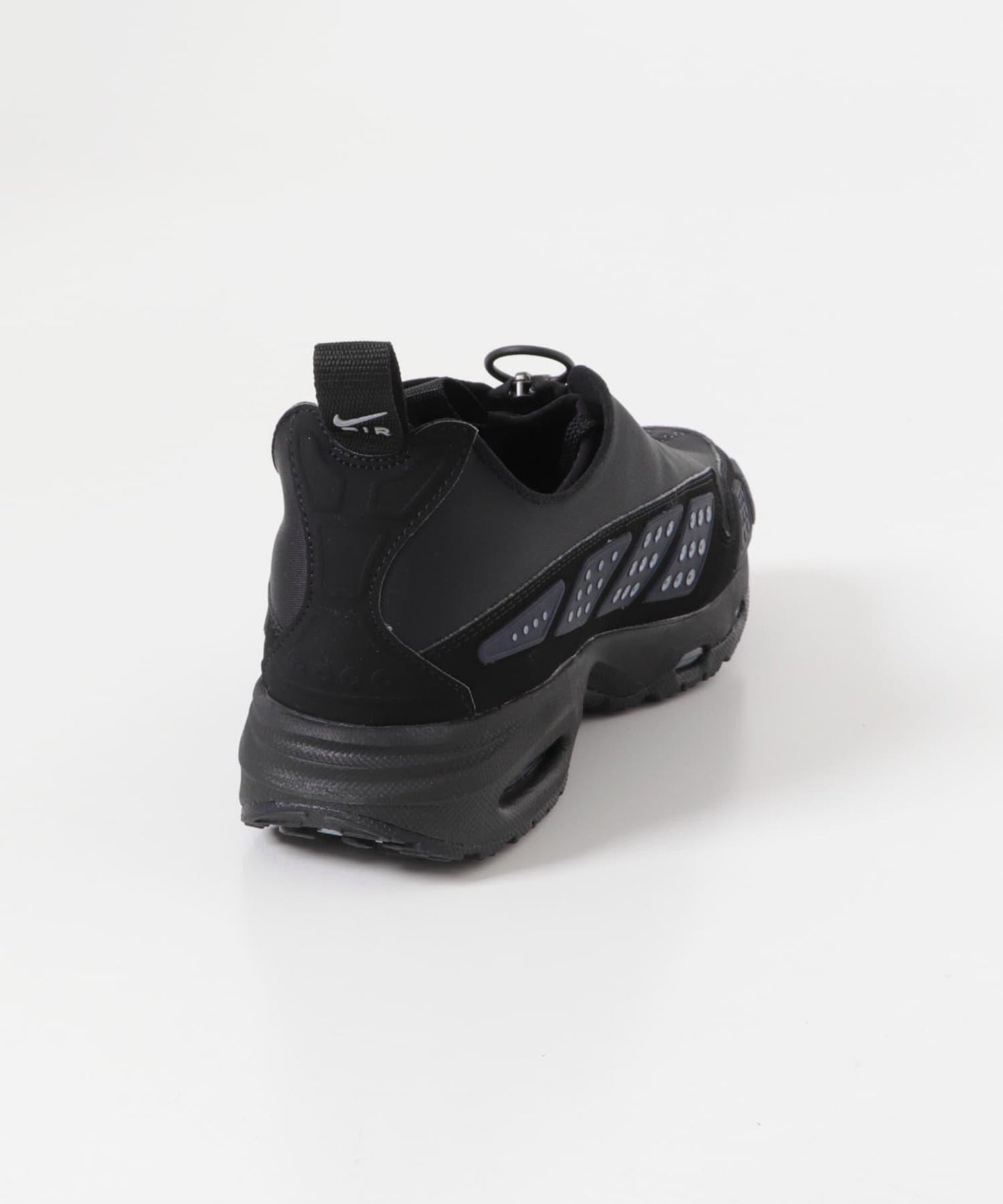 NIKE エア マックス SNDR