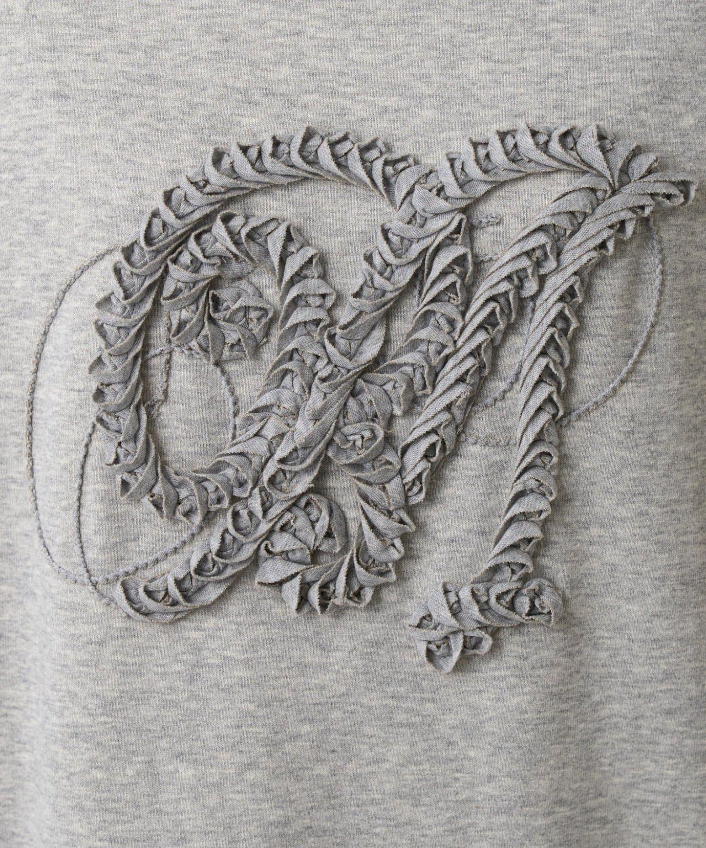 BA刺繡設計休閒上衣