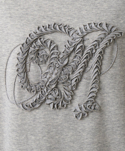 BA刺繡設計休閒上衣