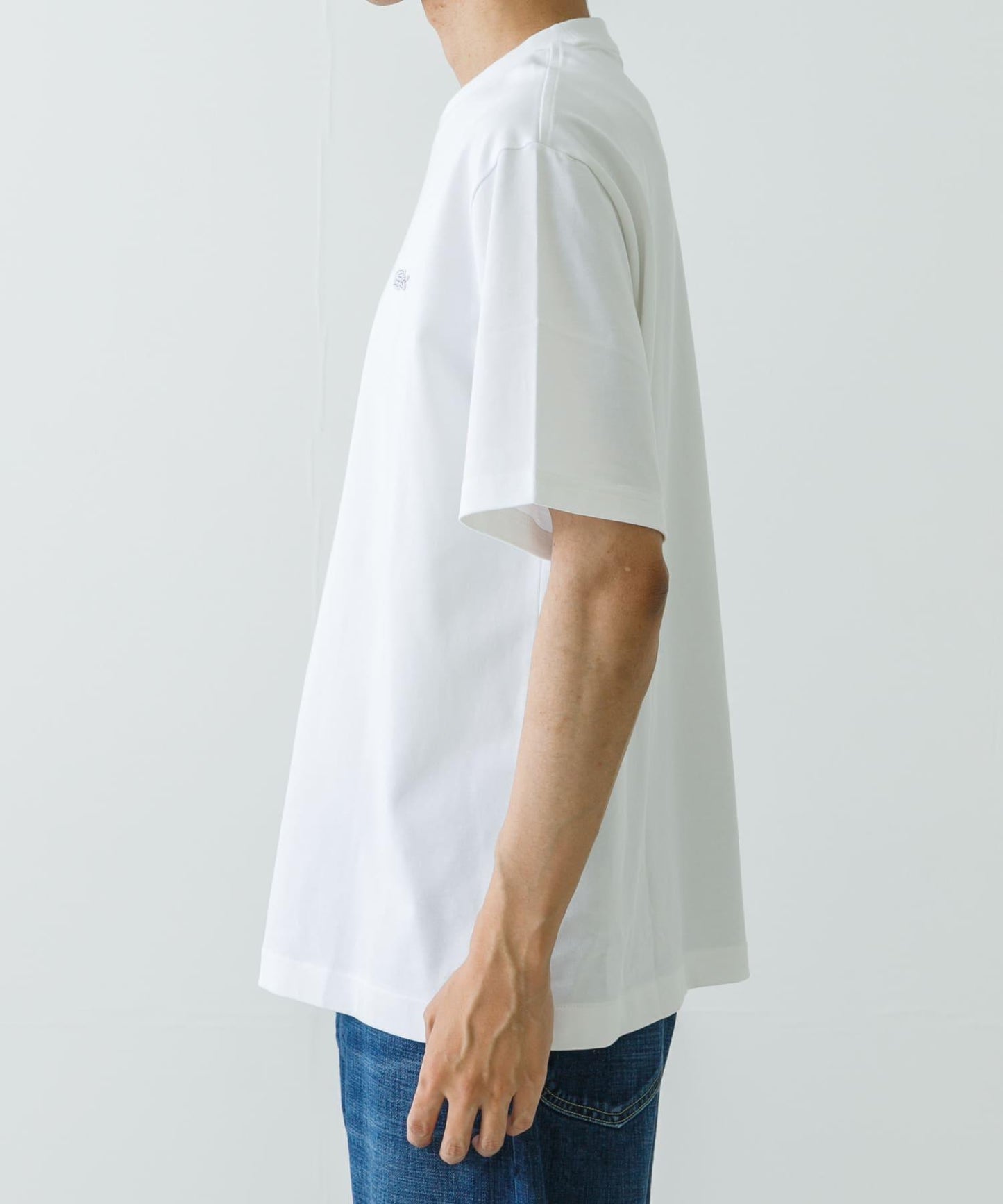 LACOSTE 輪廓鱷魚圖案圓領T恤