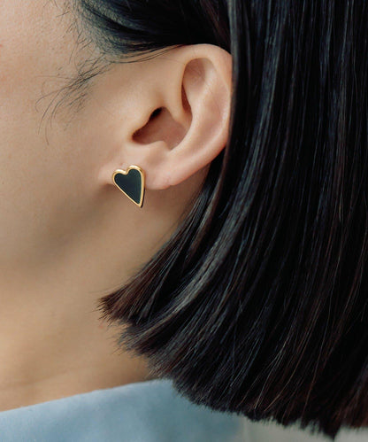 《金屬アレルギー対応/ステンレス》 平面色愛心 耳釘