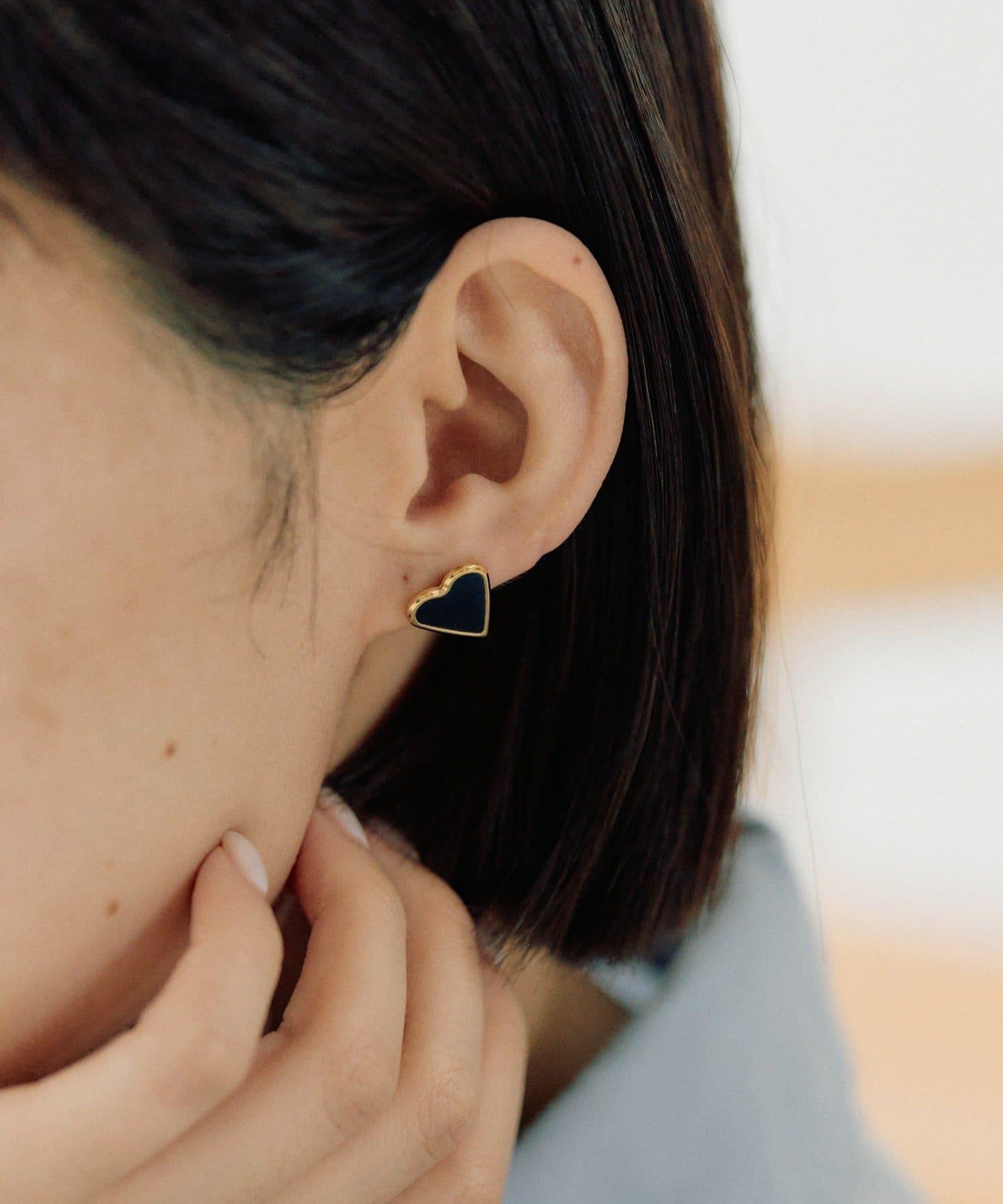 《金屬アレルギー対応/ステンレス》 平面色愛心 耳釘