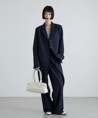 後拉鍊單排扣夾克