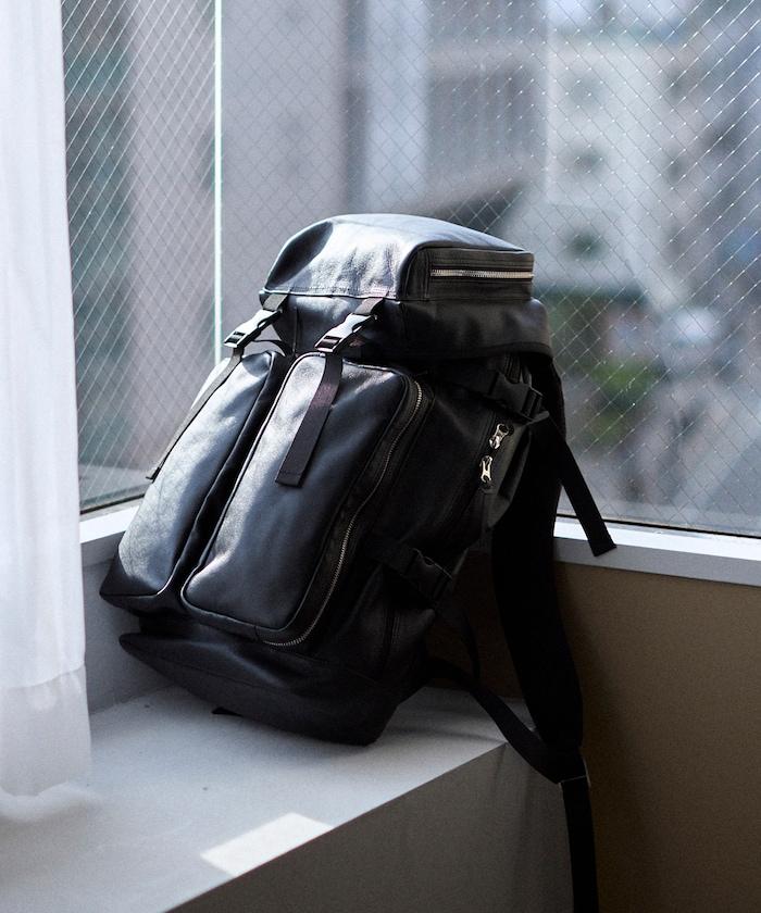 Leather Backpack L 牛皮防潑水皮革含電腦隔層揹包