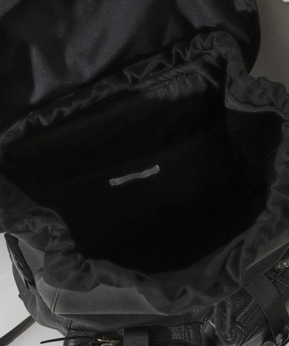 Leather Backpack L 牛皮防潑水皮革含電腦隔層揹包