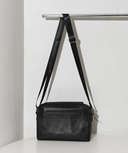 牛皮 防潑水 翻蓋設計 Leather Editor's Flap Shoulder Bag 單肩包