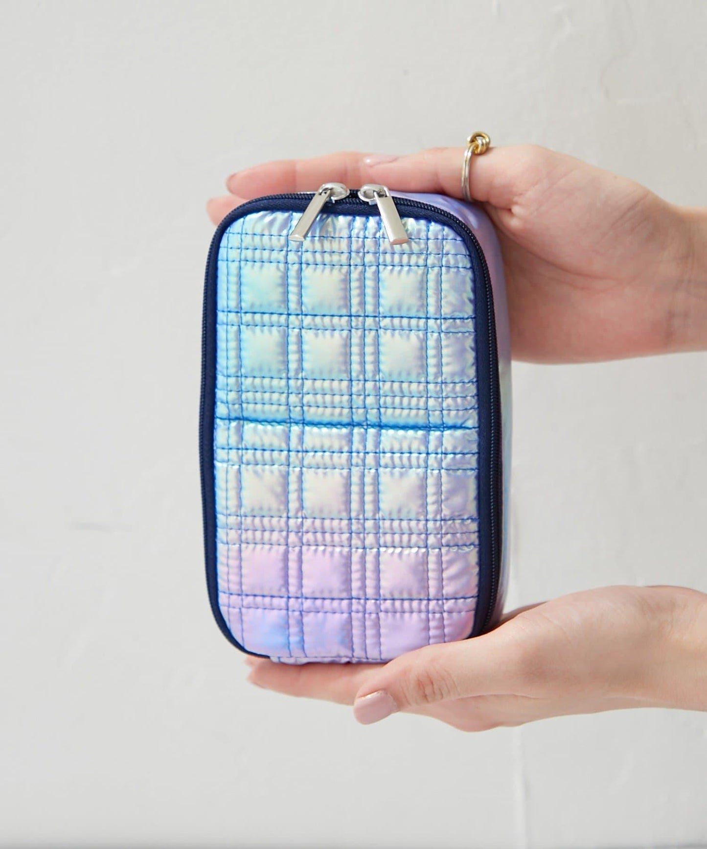 豎型多功能 Multi Vertical Pouch 收納包