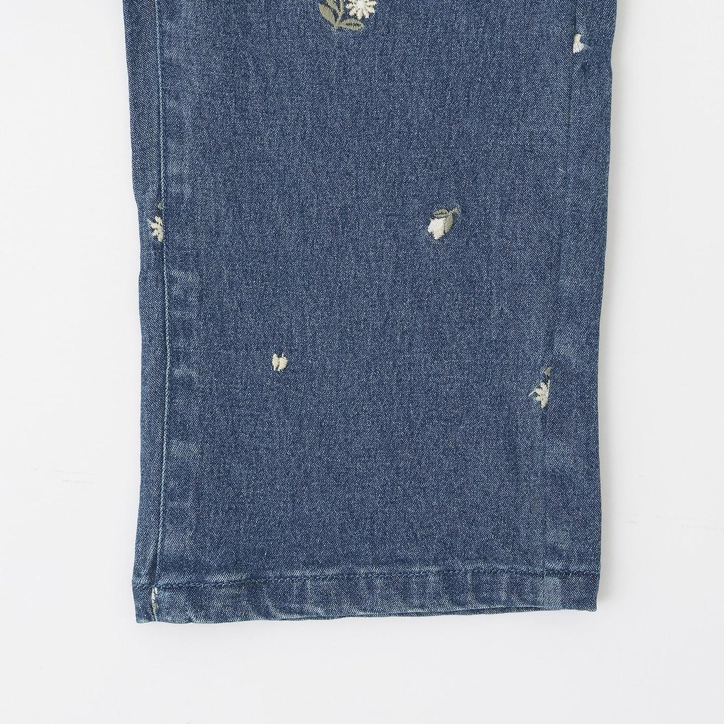 花刺繡牛仔面料牛仔褲