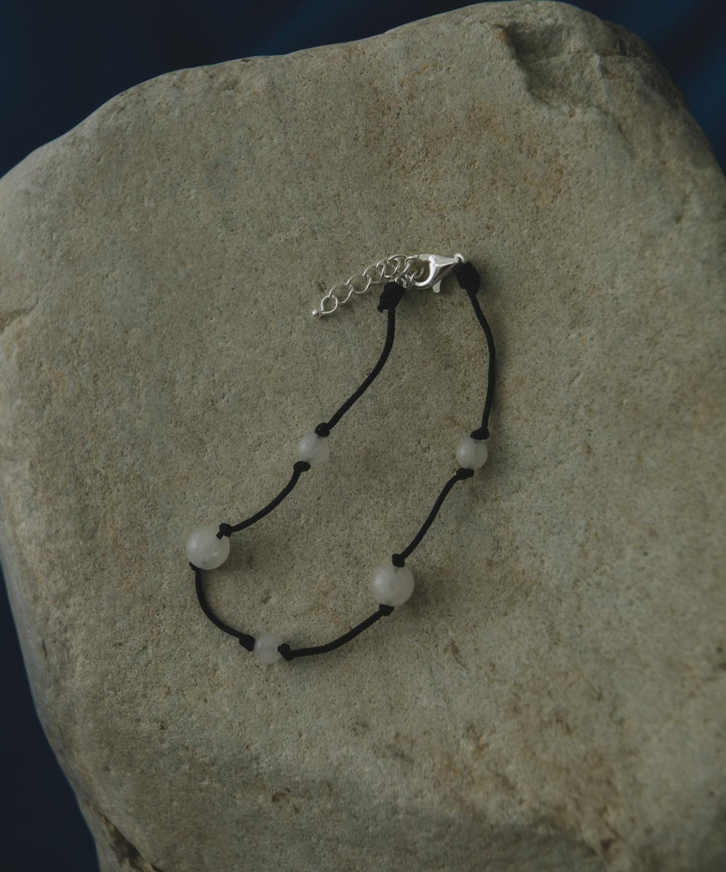 SMELLY so’ white jade bracelet 手鍊