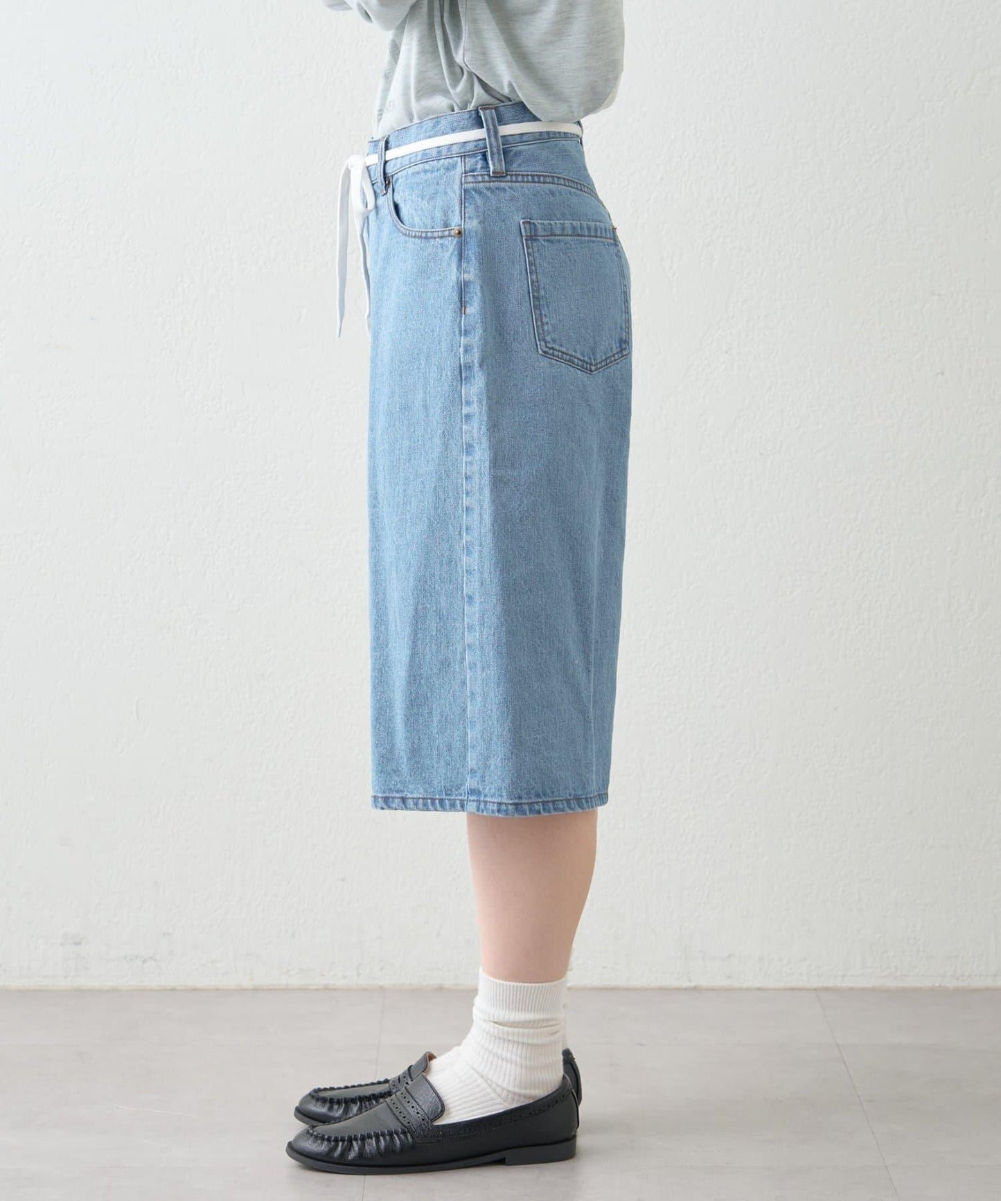 willow 牛仔短褲
