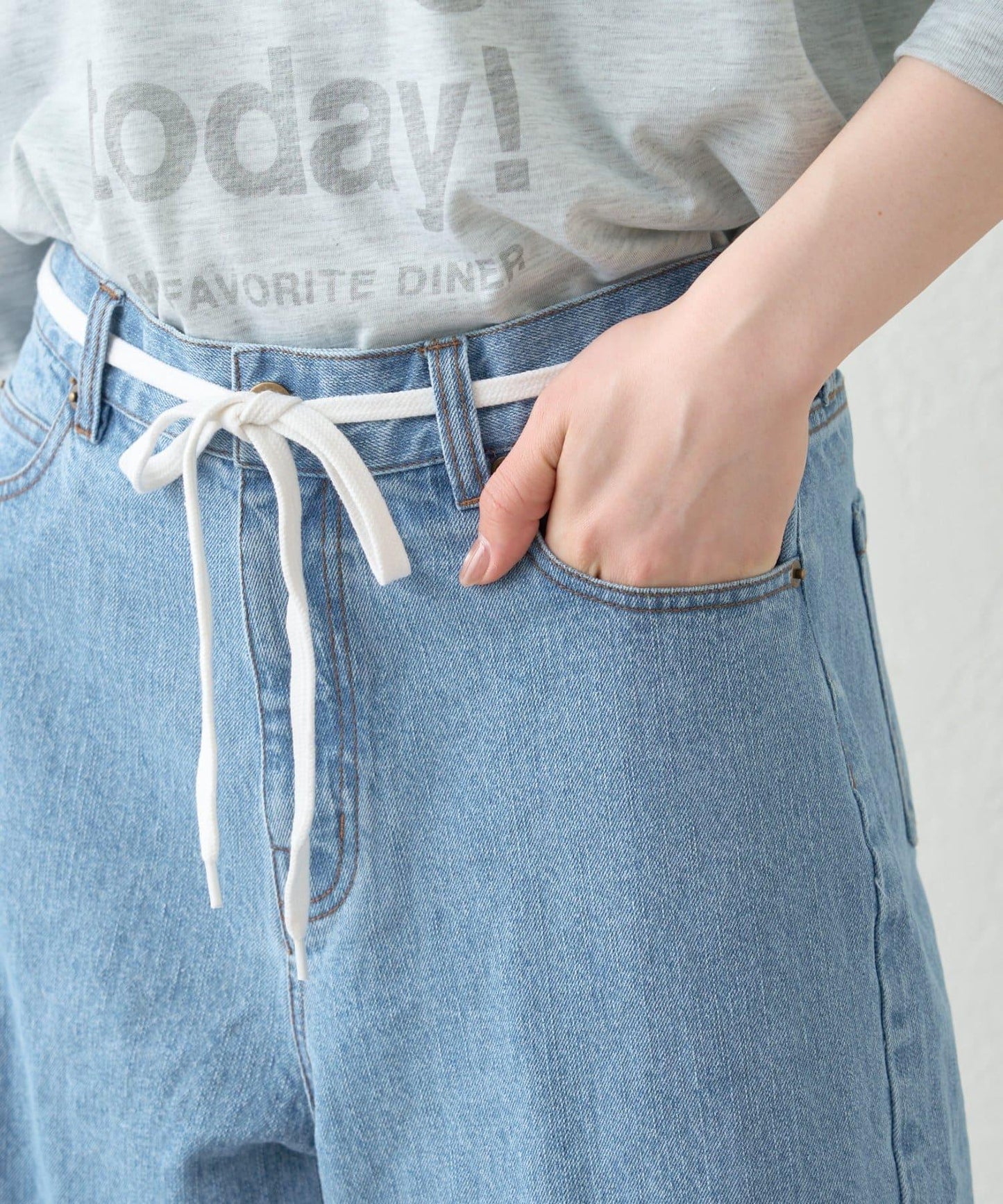 willow 牛仔短褲