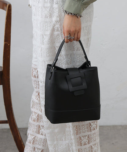 皮帶翻蓋設計水桶包