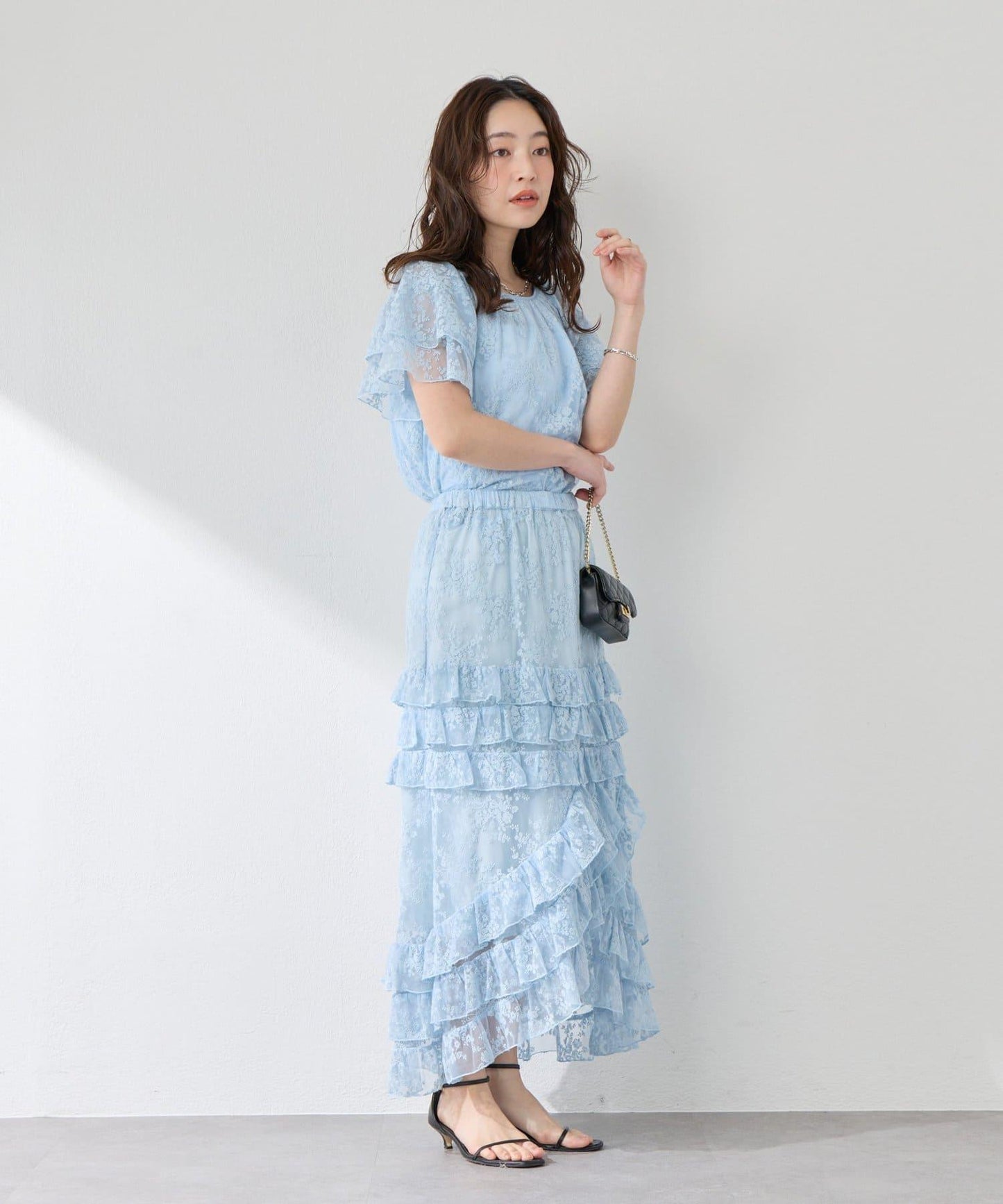 La boutique BonBon 紗網刺繡荷葉邊 長款半身裙