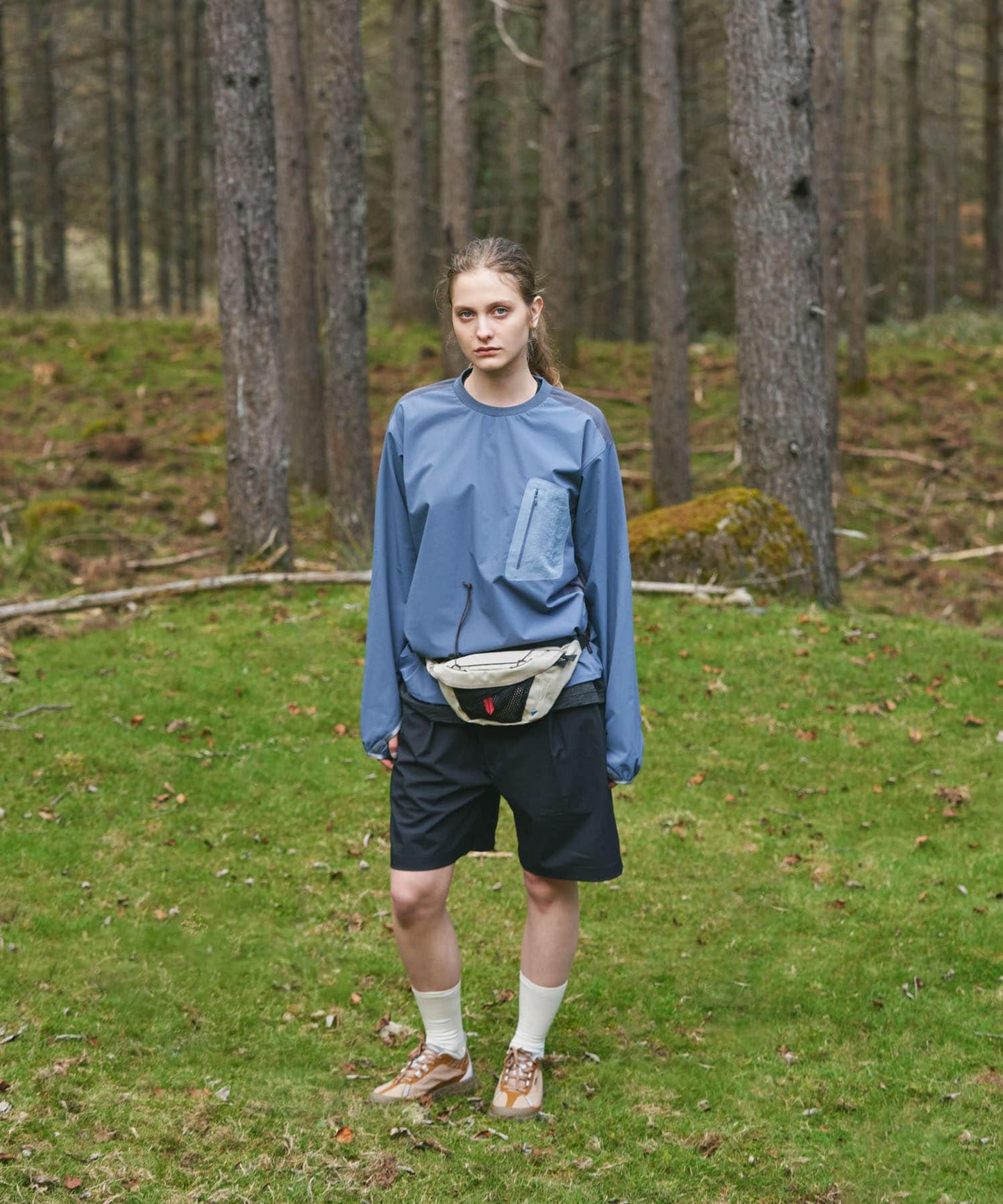 HIKE SHORTS 休閒短褲