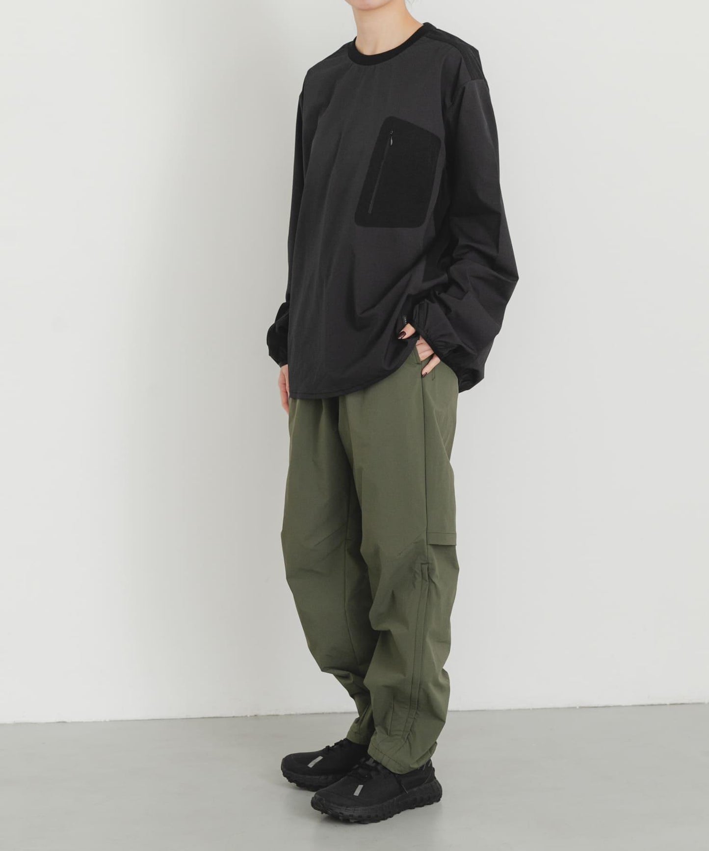 HIKE PANTS 褲子