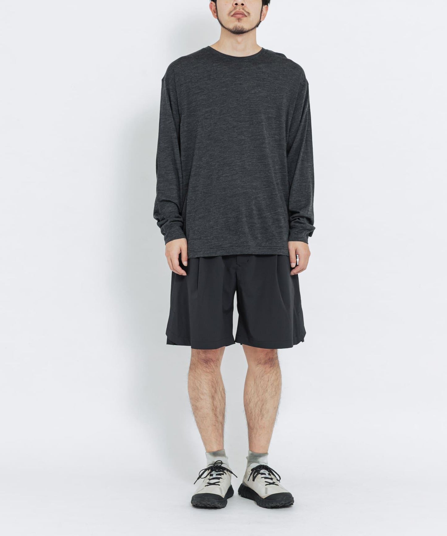 HIKE SHORTS 休閒短褲