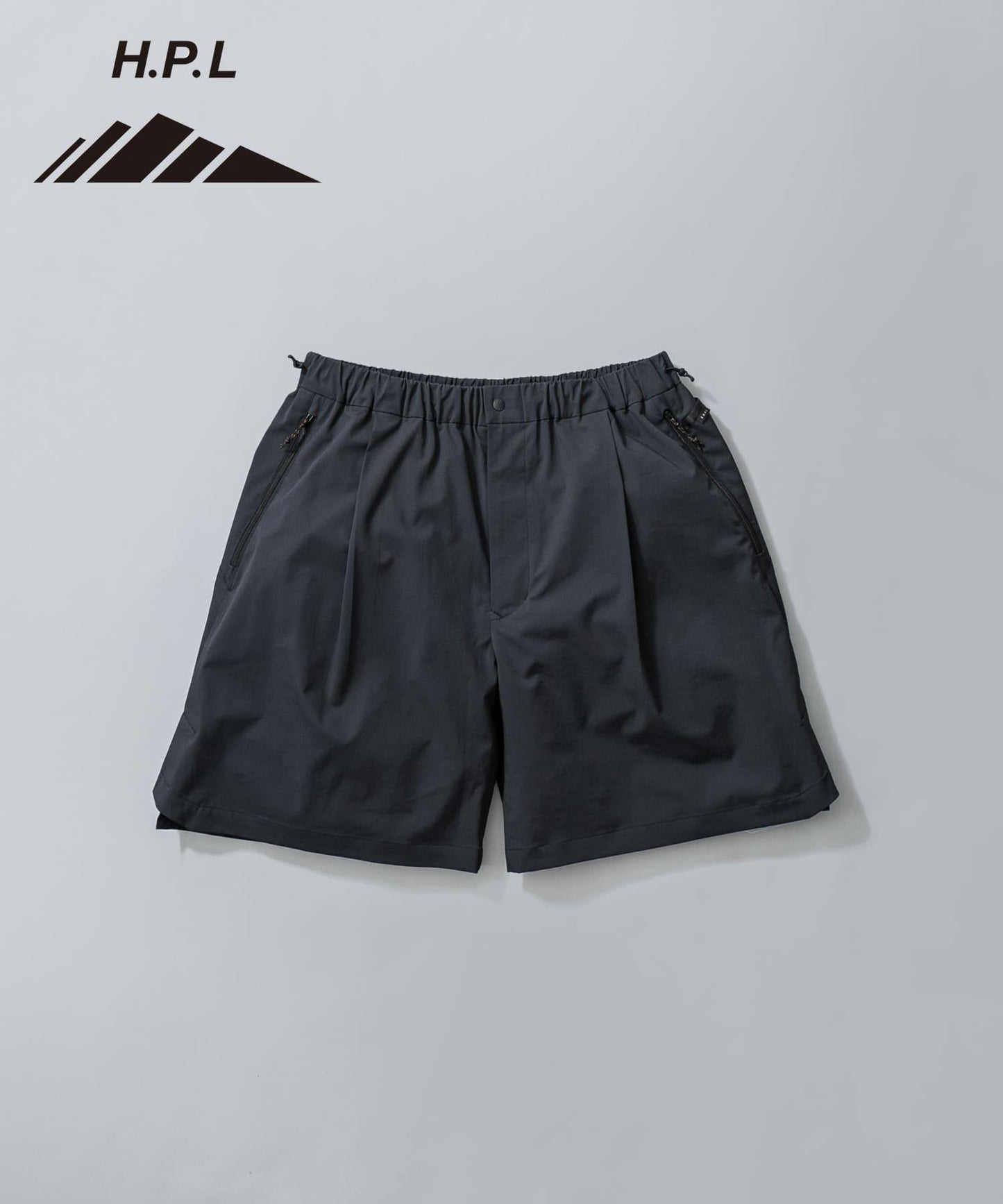 HIKE SHORTS 休閒短褲