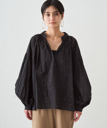 INDIA 開領刺繡襯衫