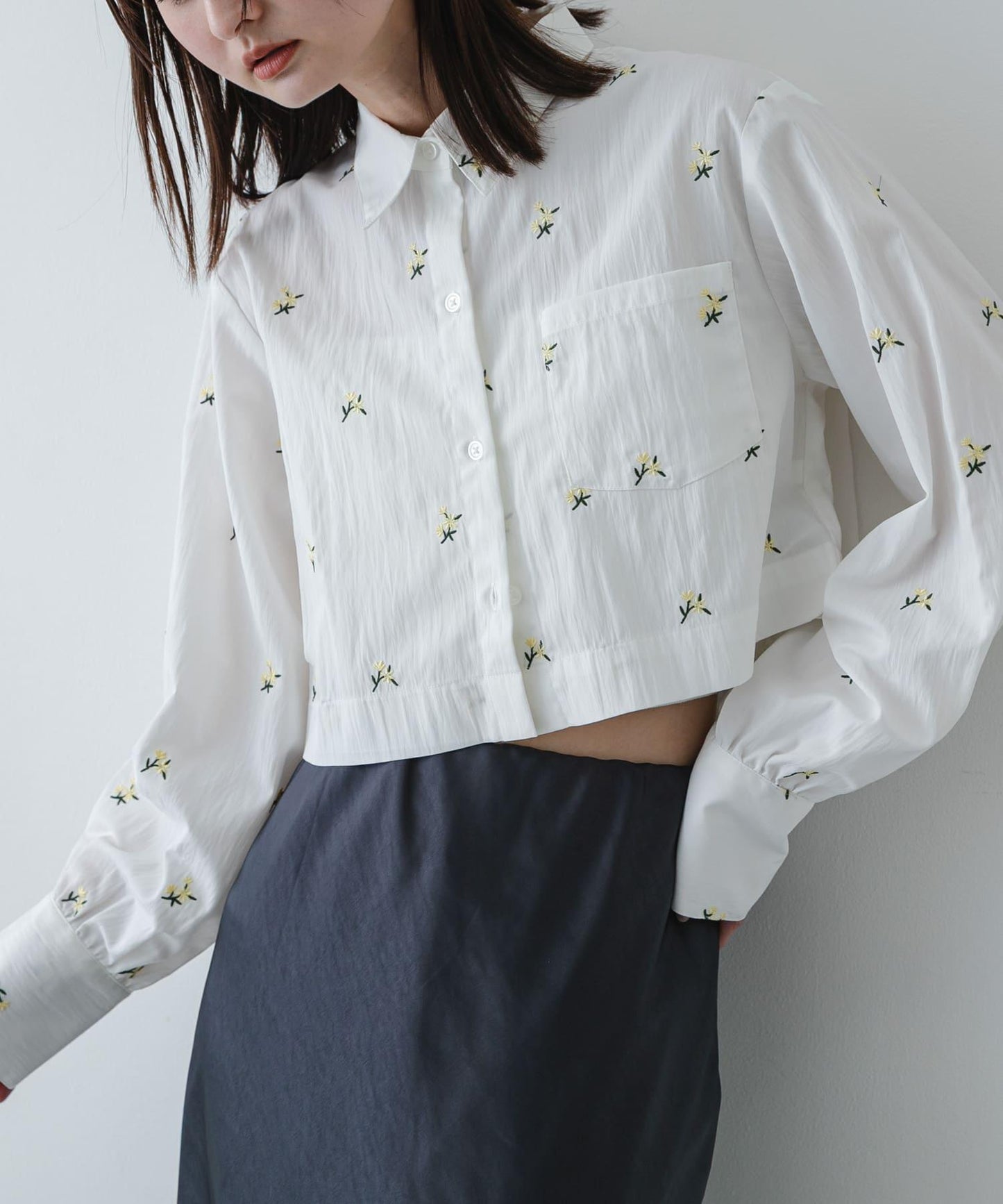 花卉刺繡 短款 襯衫