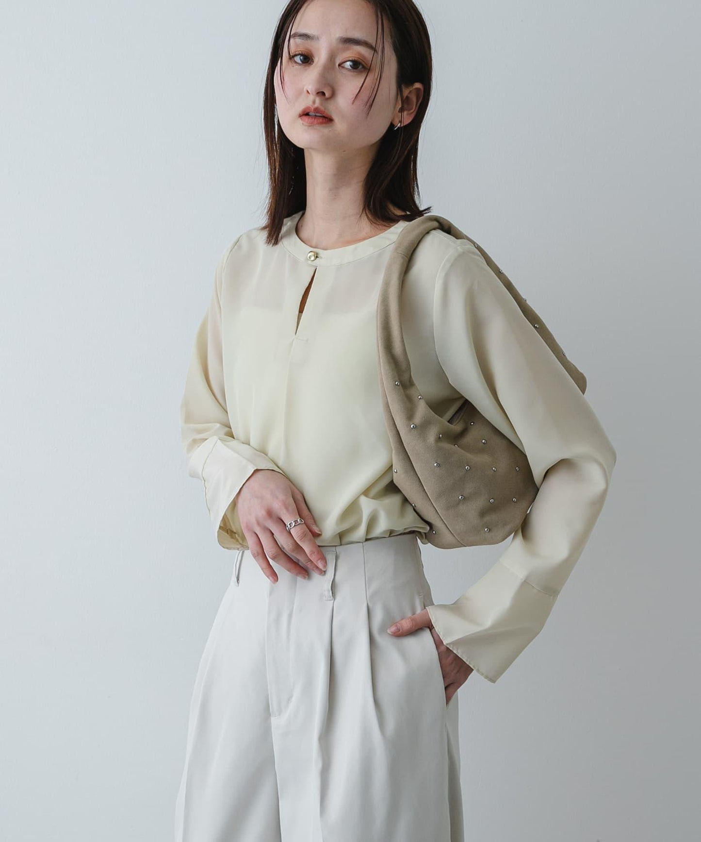 易打理 圓點拼色 T恤襯衫
