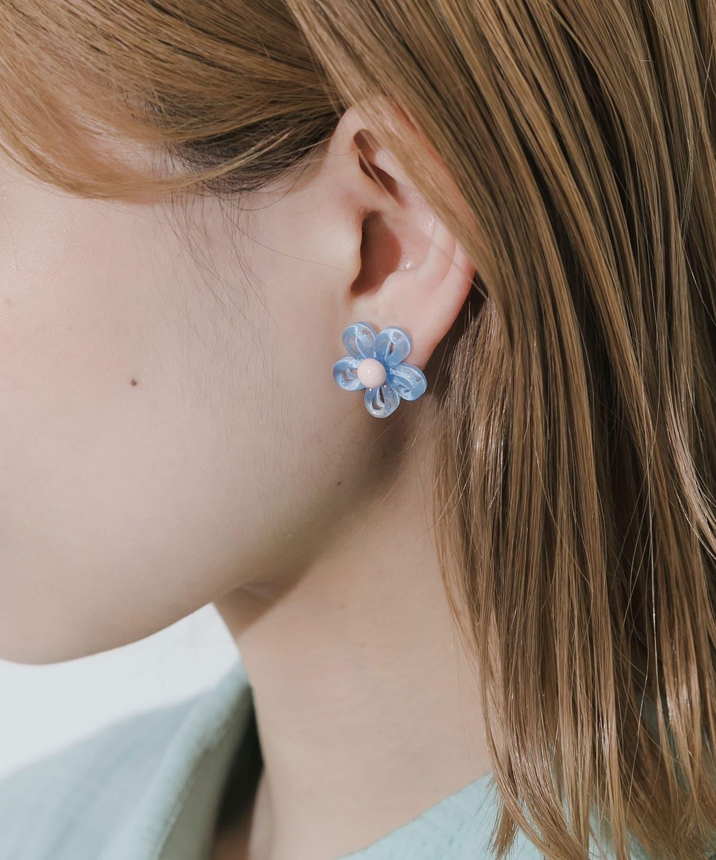 透明花朵耳環