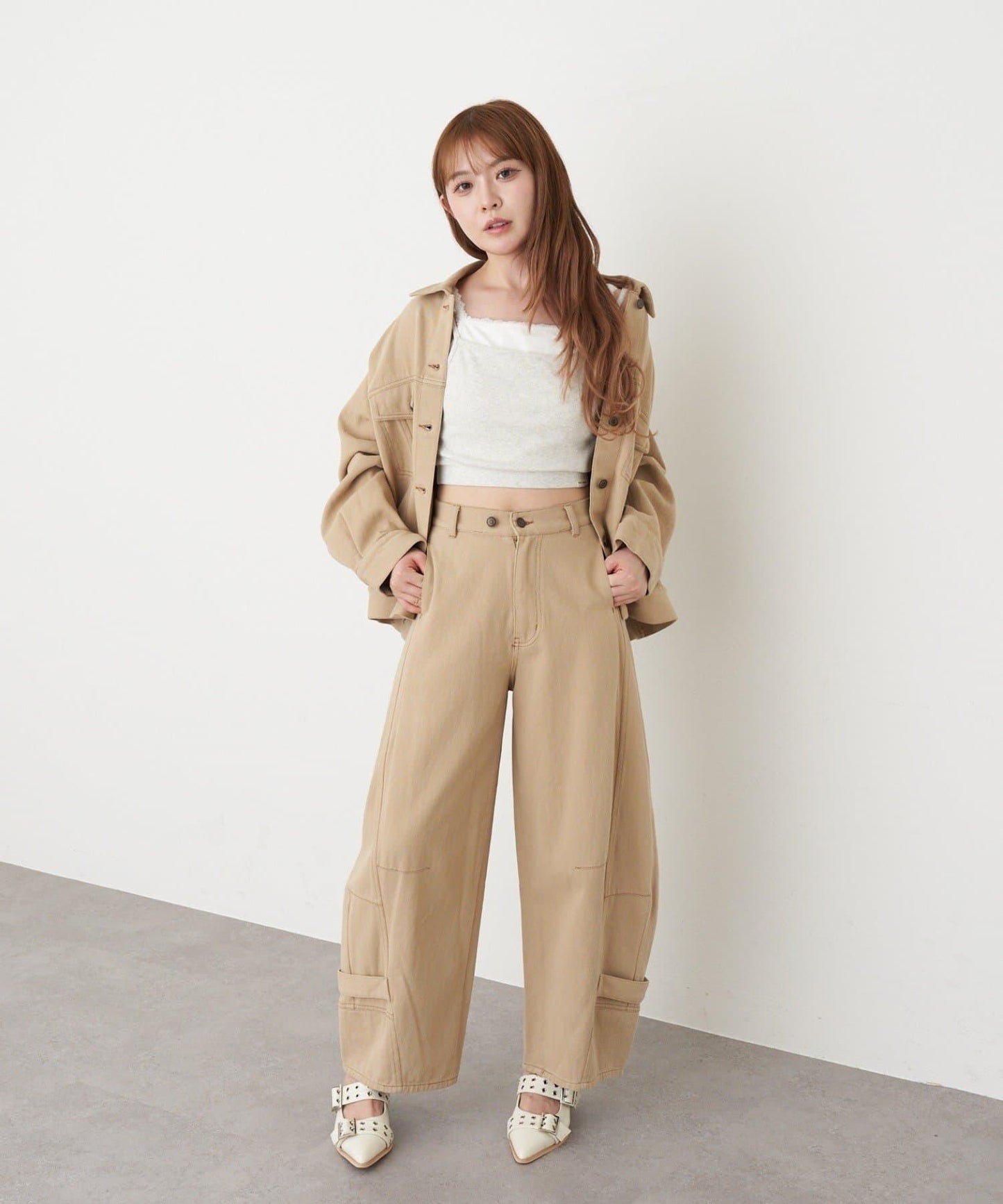 可成套穿著 彎刀版型 牛仔褲