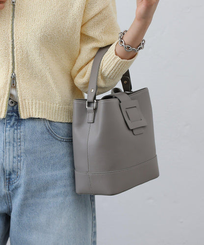 皮帶翻蓋設計水桶包