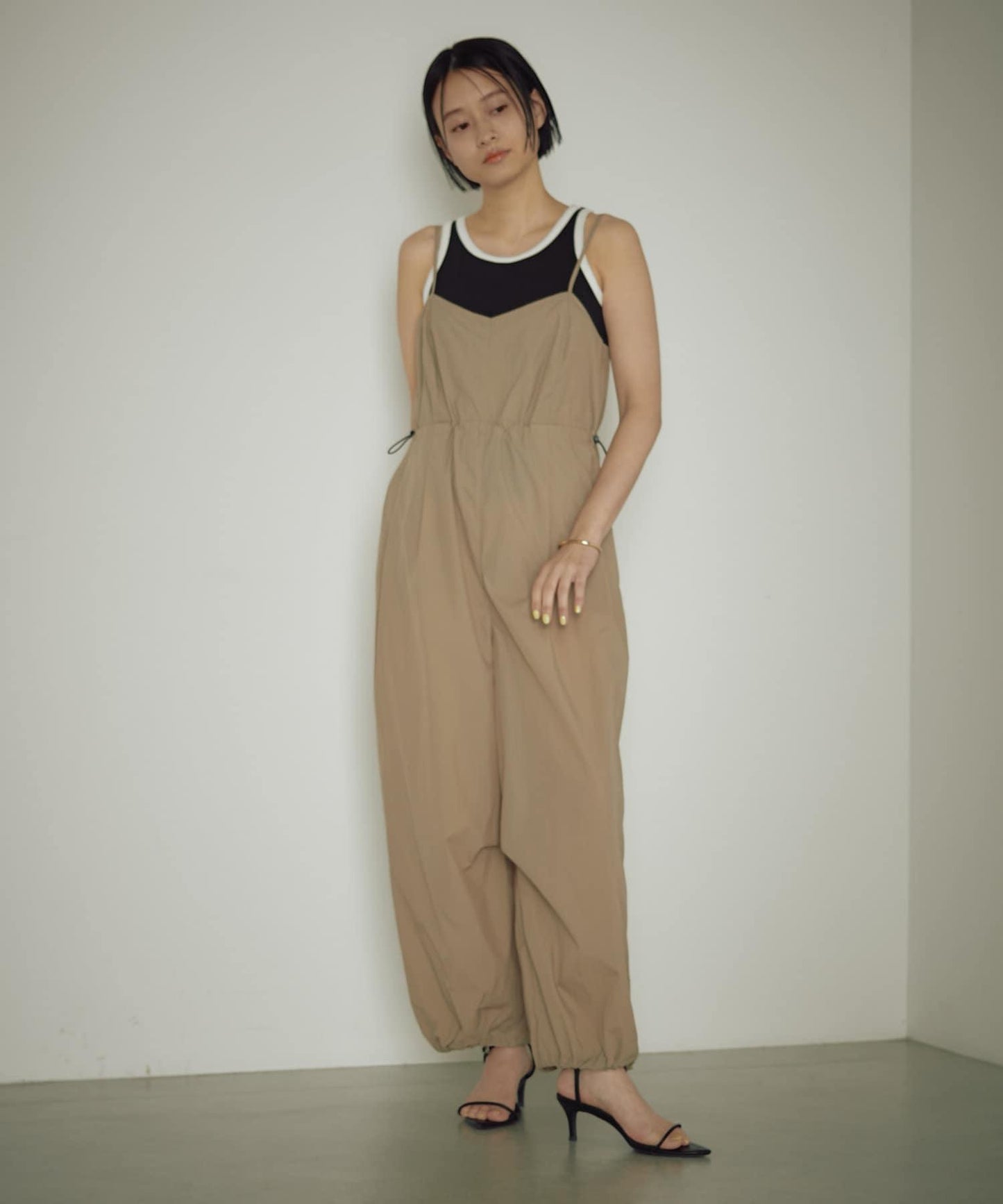 earthy_ 尼龍吊帶連體褲