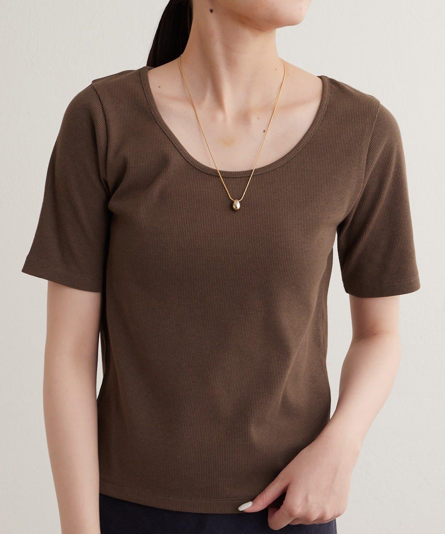 earthy_ O領羅紋TEE T恤