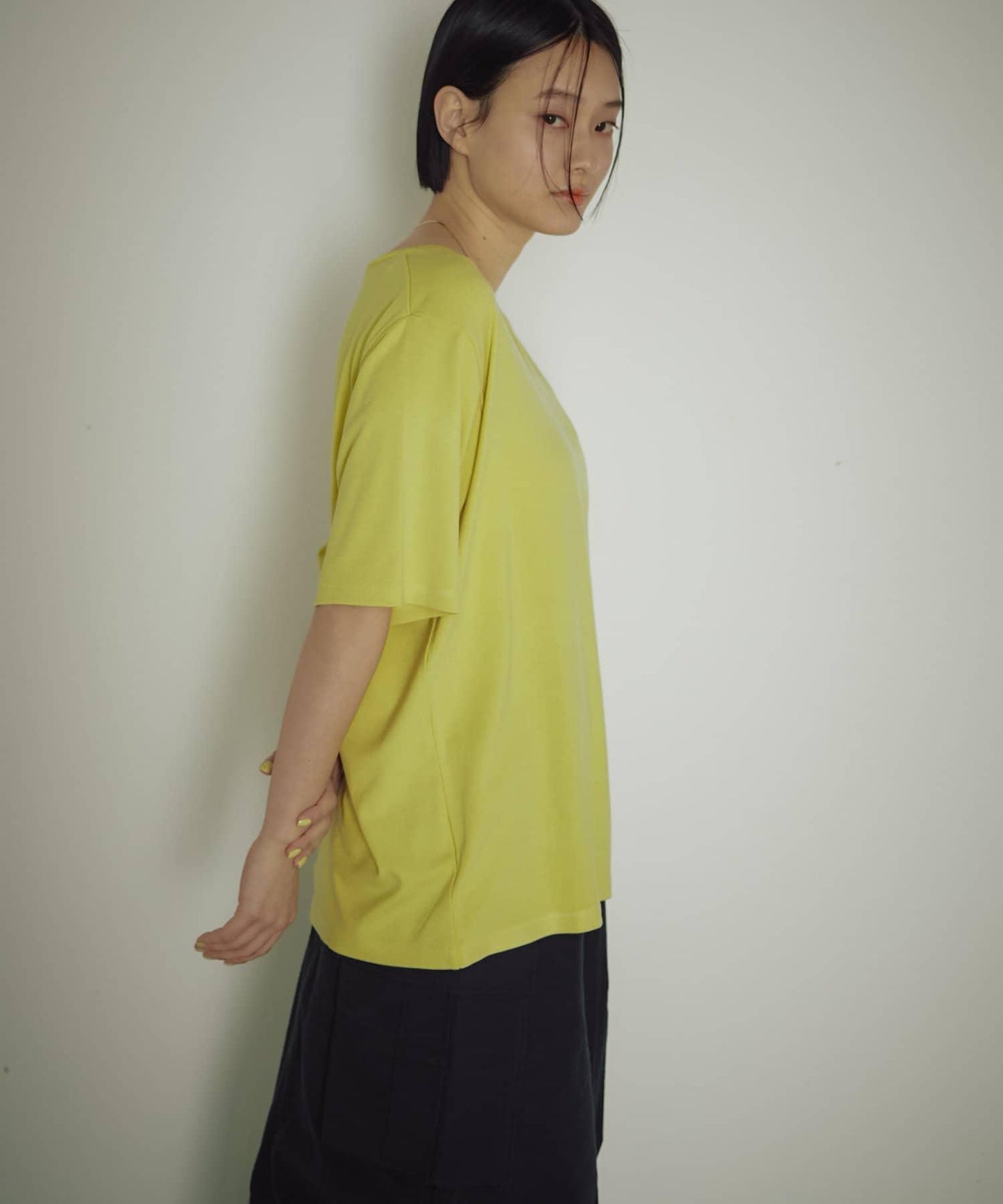 earthy_ V領寬鬆TEE T恤
