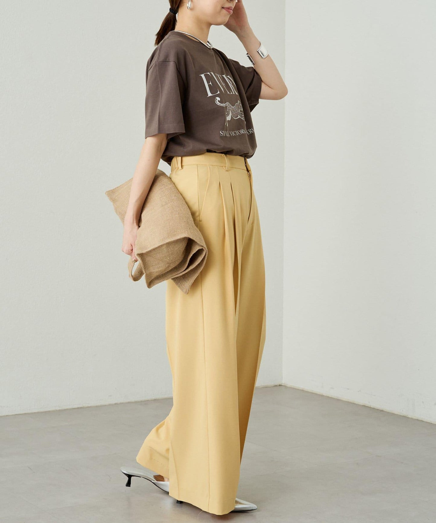Loungedress 雙褶闊腿褲