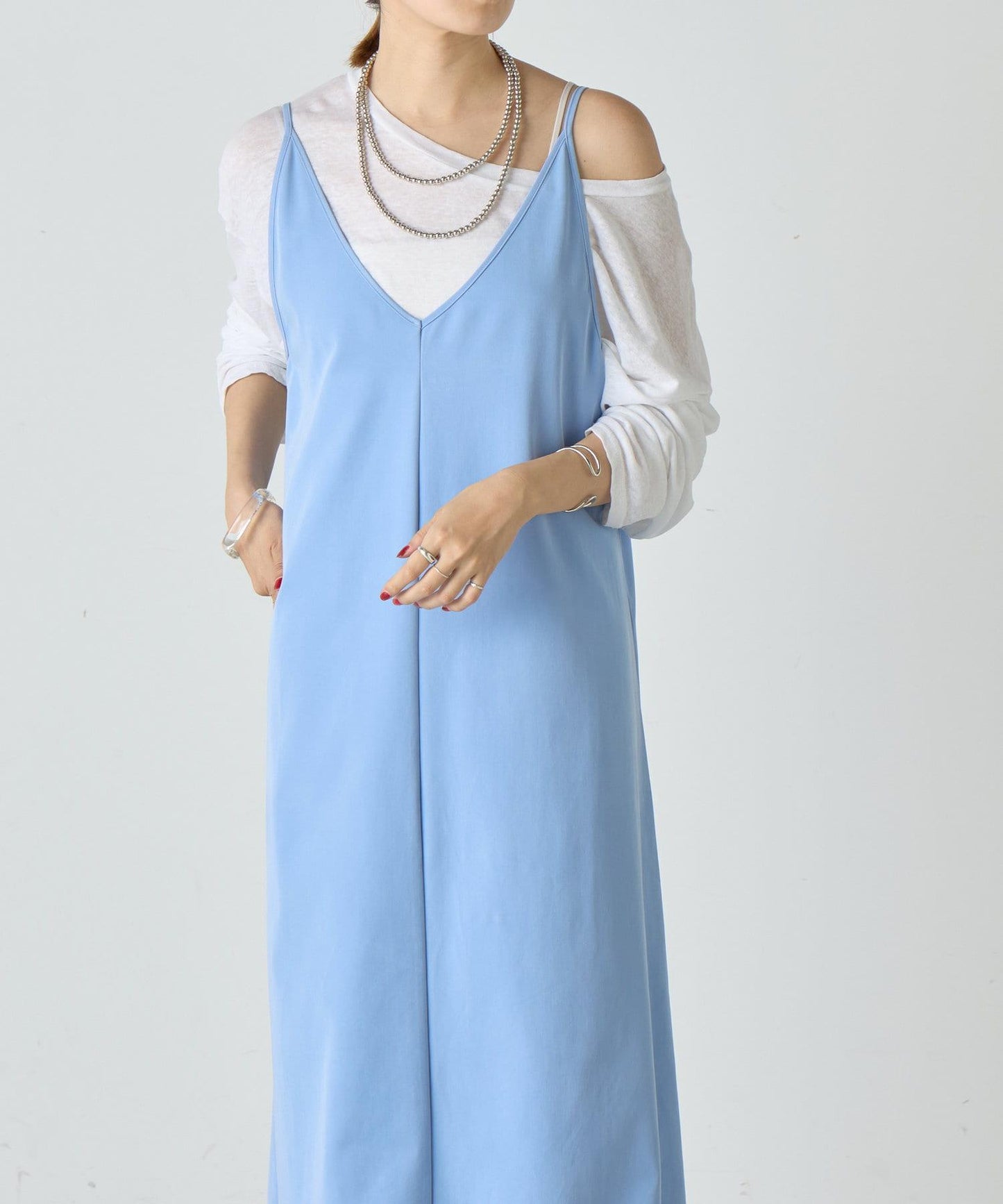 SHENERY V領吊帶連衣裙