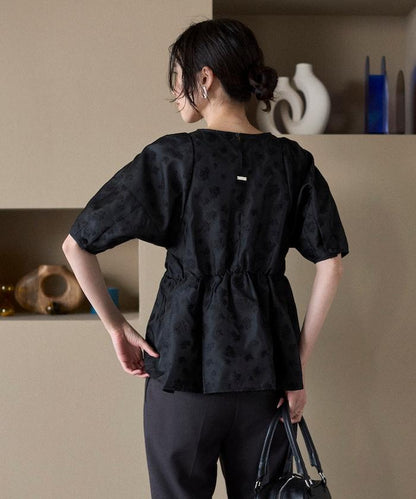 花卉透感提花 蓬袖 荷葉下襬 五分袖 女襯衫