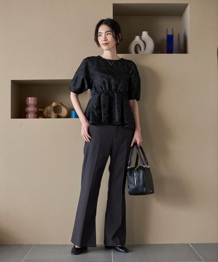 花卉透感提花 蓬袖 荷葉下襬 五分袖 女襯衫