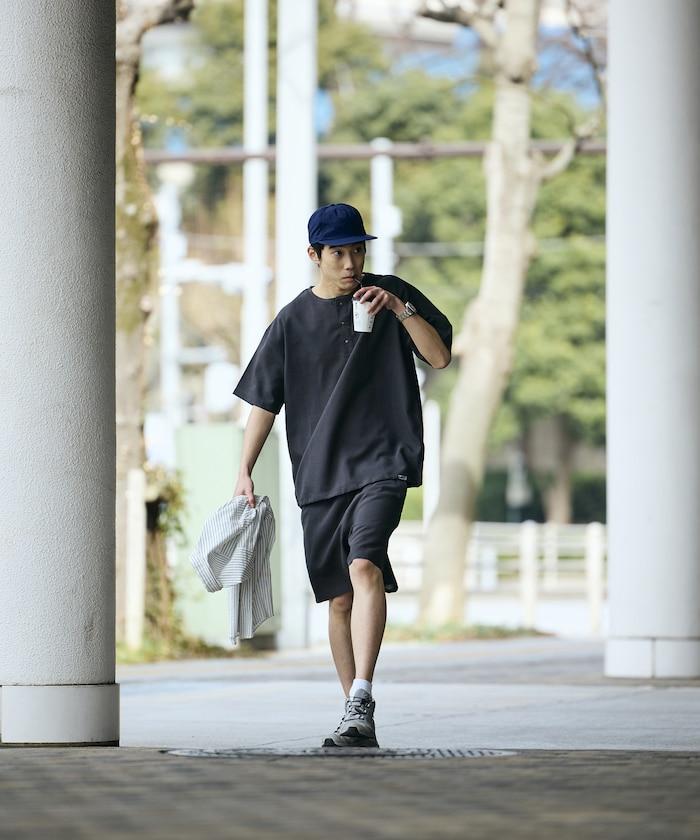 AiRide/エアライド 可收納 吸水速幹 防紫外線 亨利領套頭上衣與休閒短褲 套裝