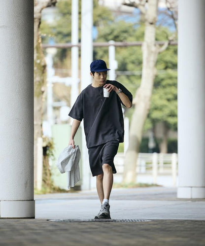 AiRide/エアライド 可收納 吸水速幹 防紫外線 亨利領套頭上衣與休閒短褲 套裝