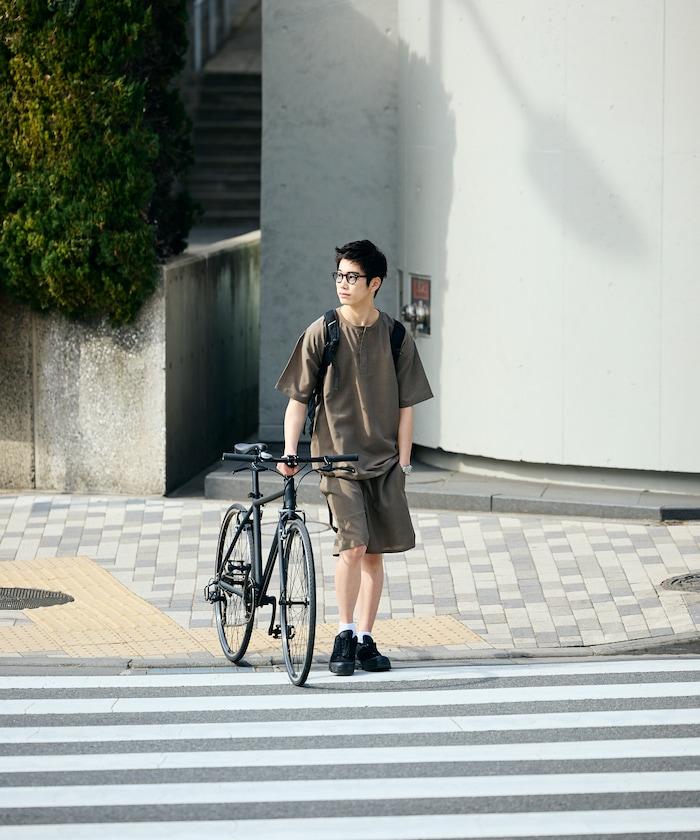 AiRide/エアライド 可收納 吸水速幹 防紫外線 亨利領套頭上衣與休閒短褲 套裝