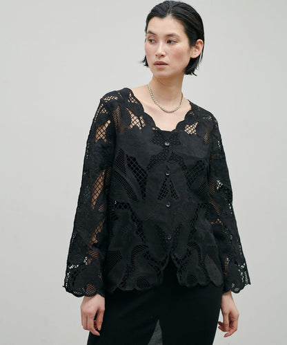 花卉刺繡蕾絲上衣