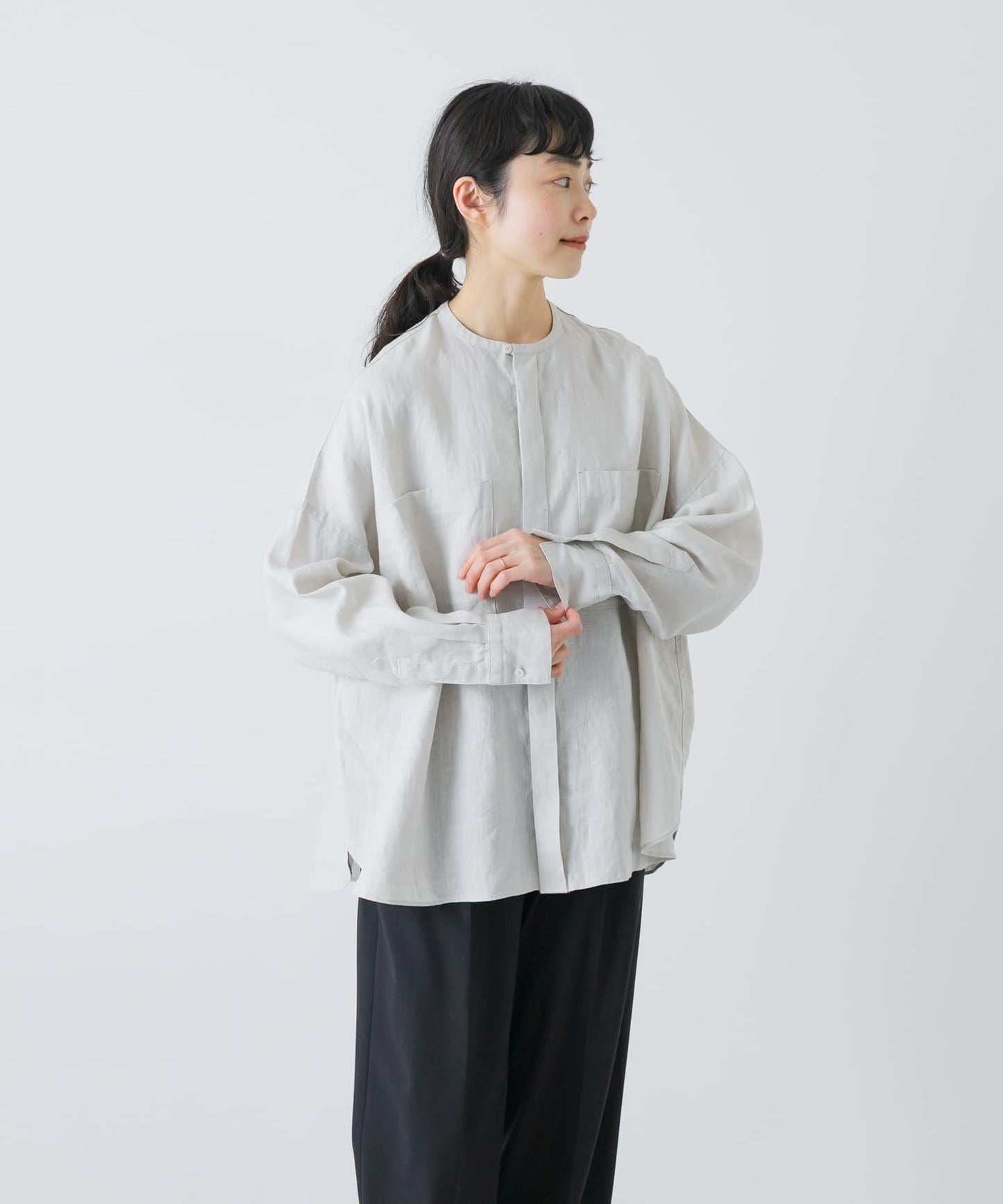 亞麻寬鬆雙口袋襯衫