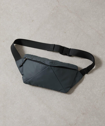 防撕裂面料斜挎包