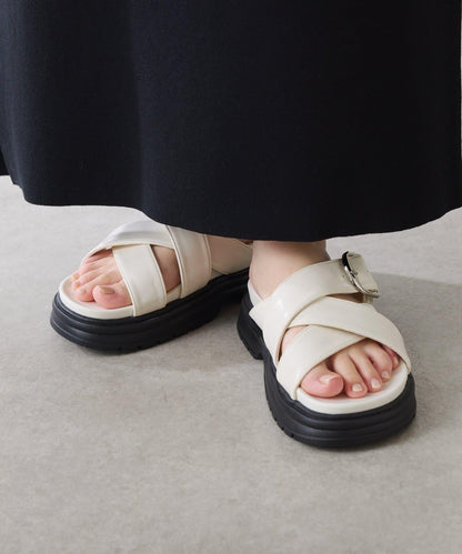 交叉帶涼鞋