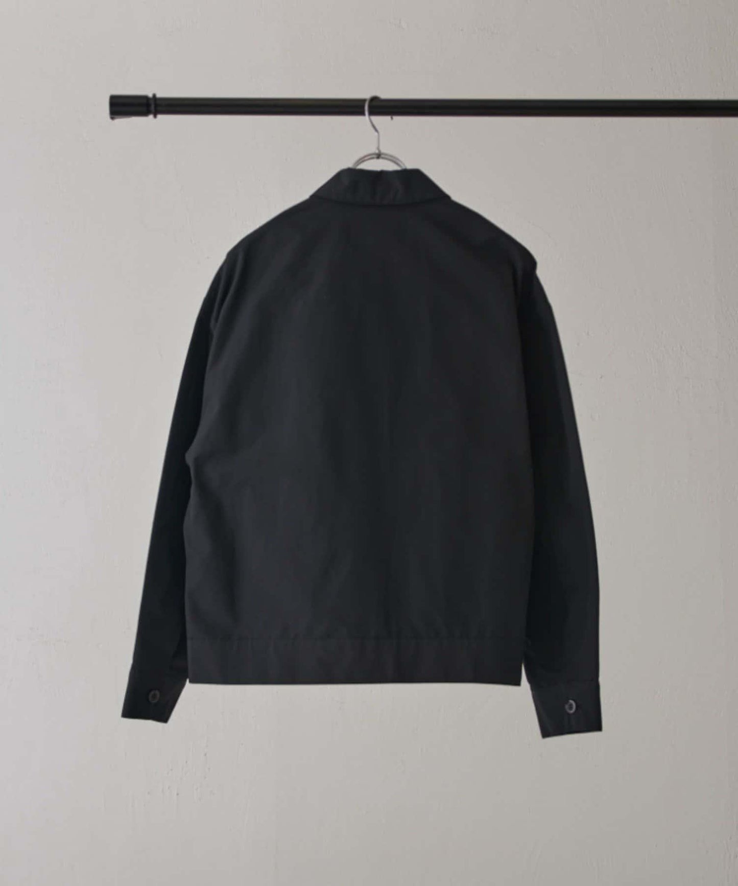 CULLNI exclusive for Lui's 帶領拉鍊夾克