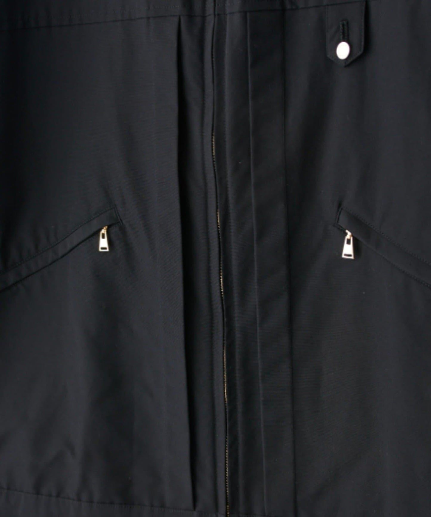 CULLNI exclusive for Lui's 帶領拉鍊夾克