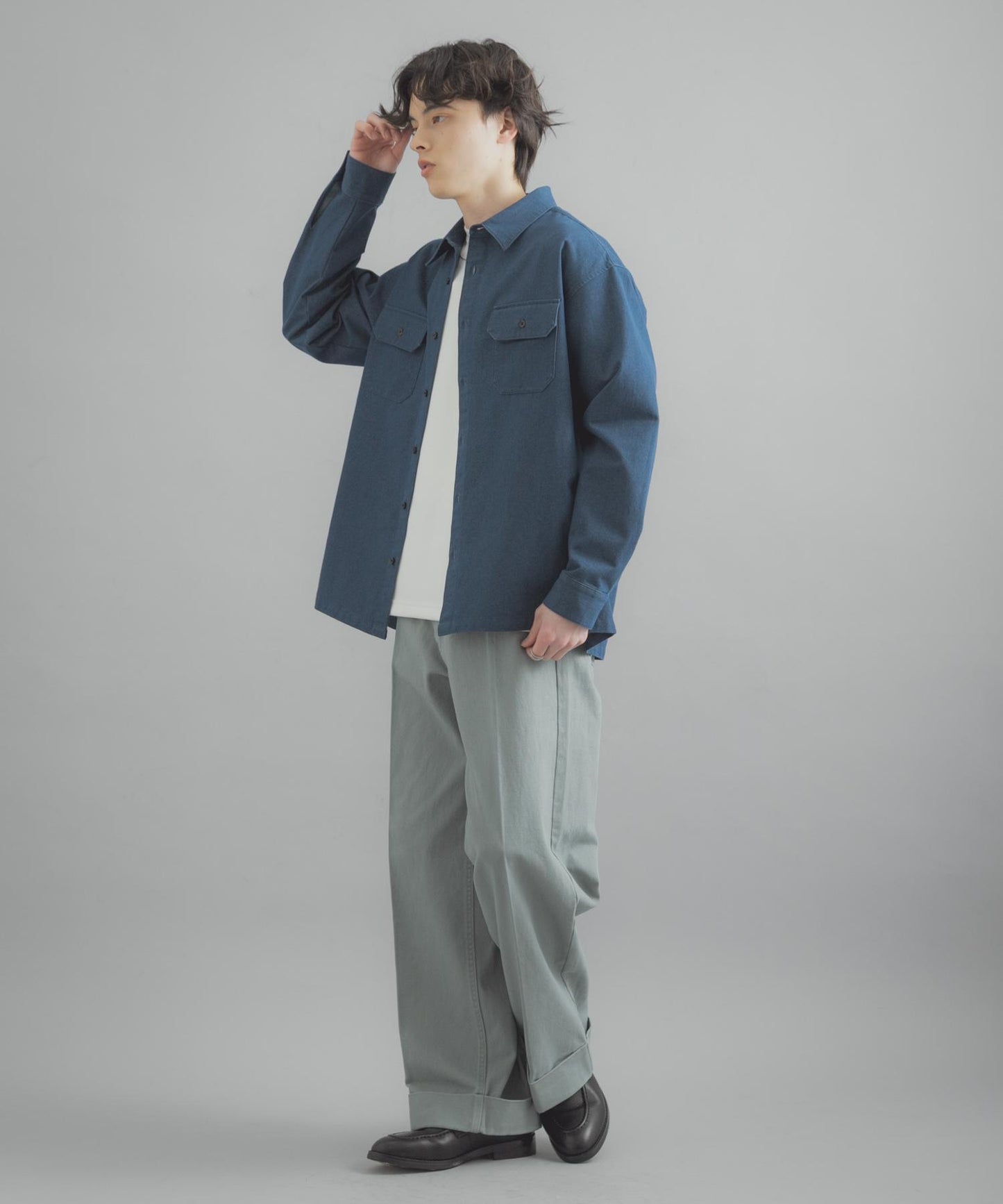 雙口袋彩色牛仔襯衫
