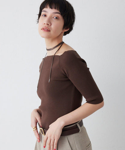 THE PAUSE 露肩半袖套頭上衣
