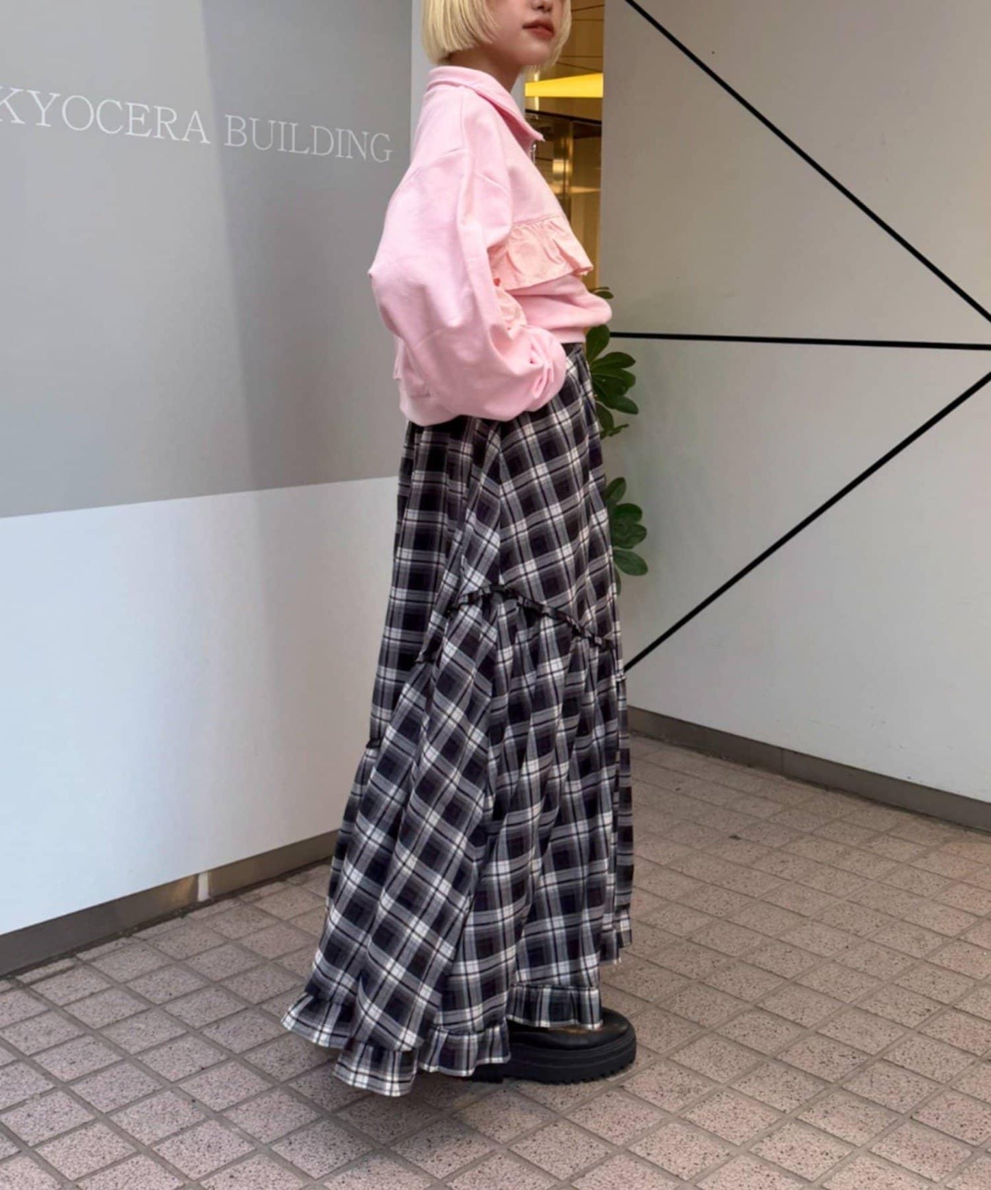 w closet 半拉鍊荷葉邊衛衣
