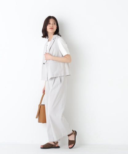 《定番素材 / 洗える》 乾爽觸感亞麻混 短款馬甲