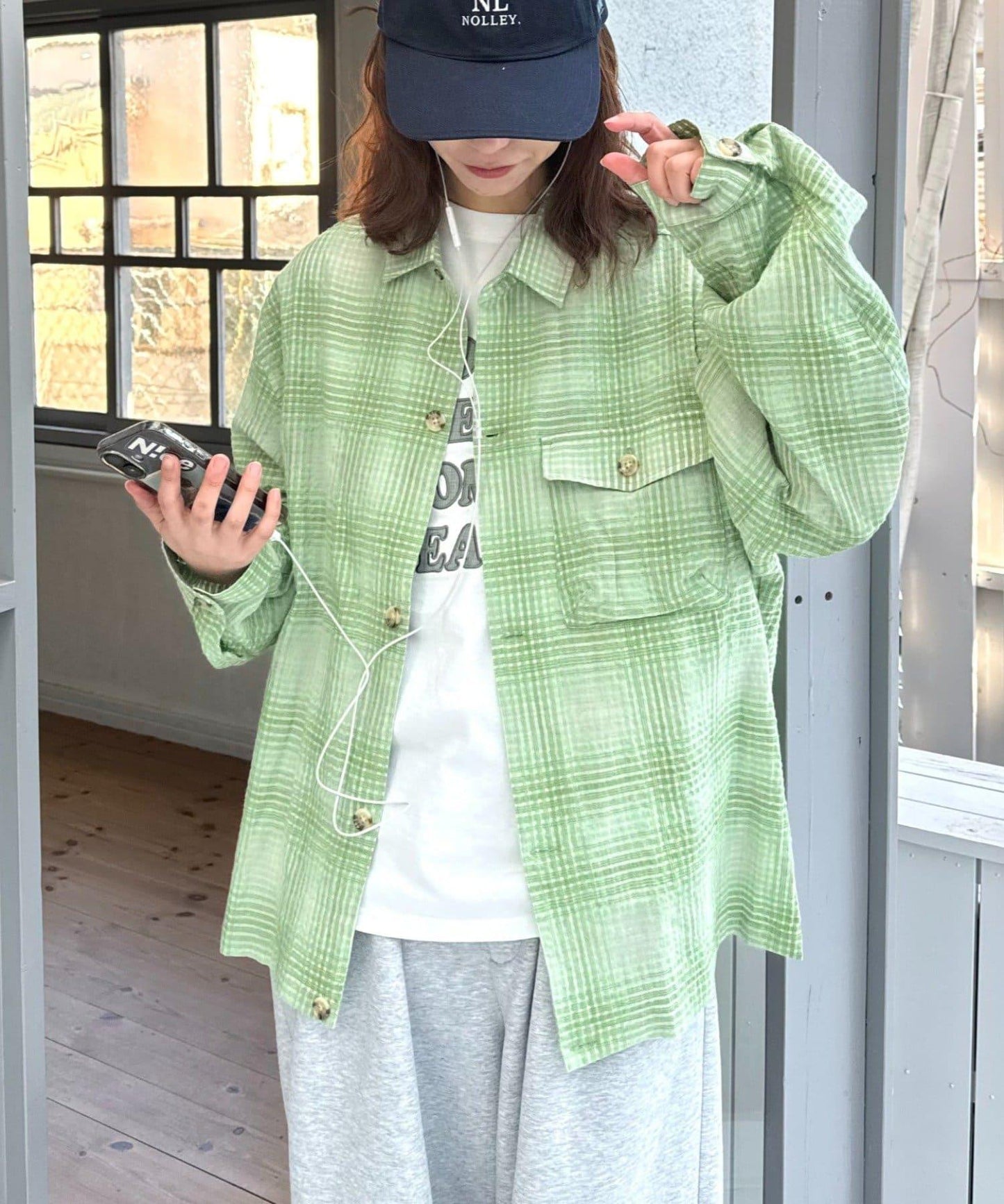 舒適中性 泡泡紗漸變格紋 襯衫