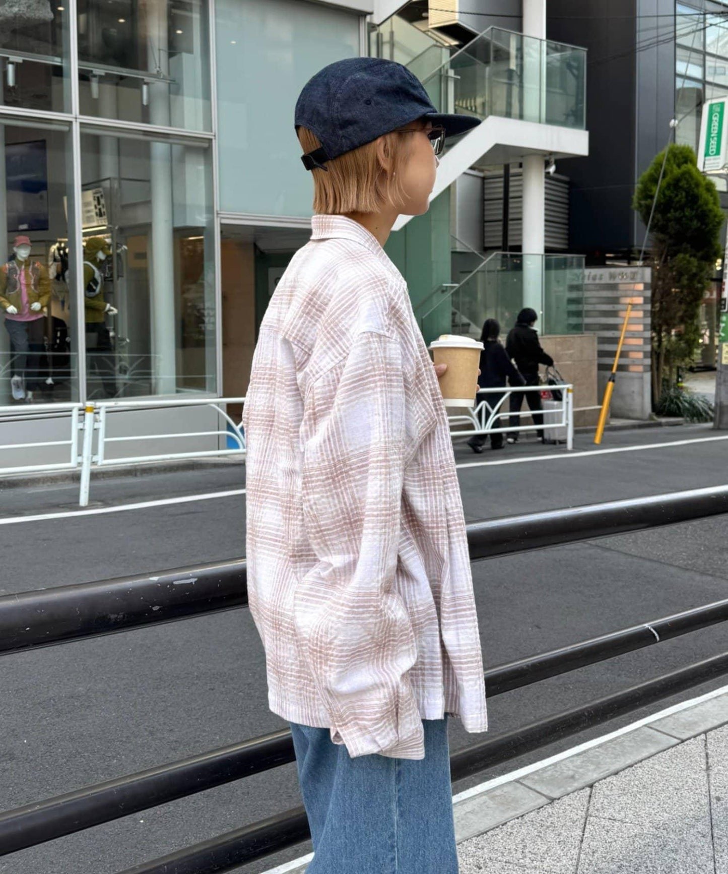 舒適中性 泡泡紗漸變格紋 襯衫