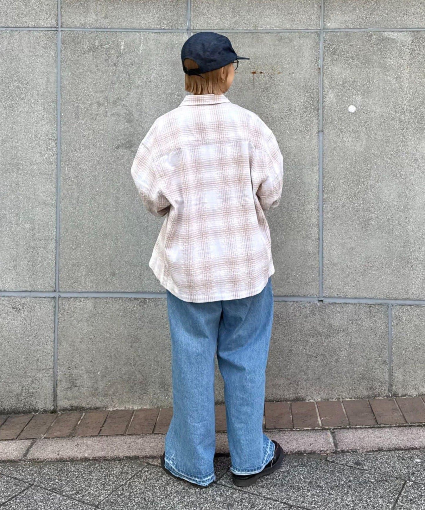 舒適中性 泡泡紗漸變格紋 襯衫